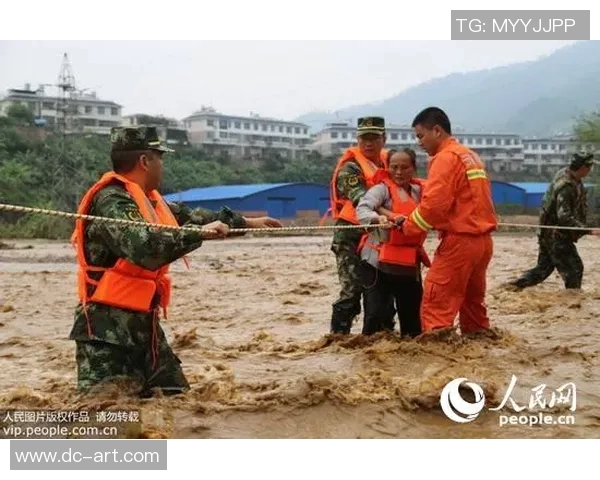 东方日报即时新闻：多地暴雨引发洪涝灾害 政府紧急救援措施全面展开
