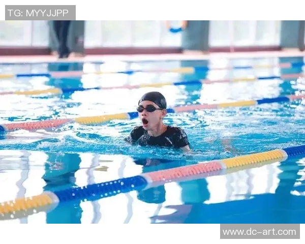 掌握游泳基本技巧从入门到精通提升水中表现的有效方法 掌握游泳基本技巧从入门到精通提升水中表现的有效方法