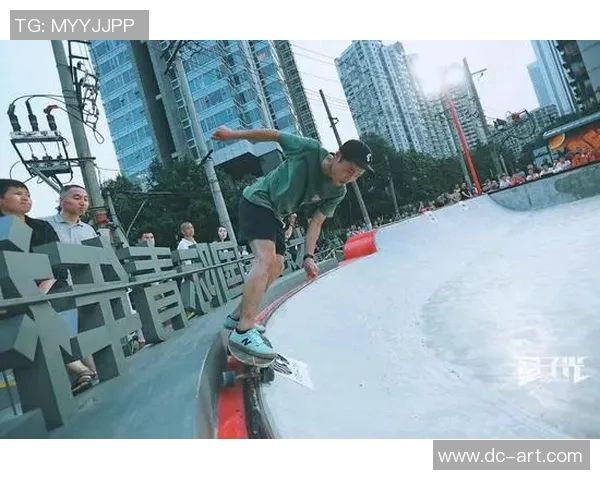 滑板文化的碰撞与融合：深入解析北京滑板队的战术与训练秘诀