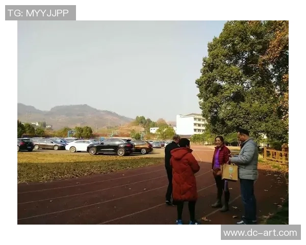 广州排球队在洲际杯中的默契配合展现团队实力与竞技精神 广州排球队在洲际杯中的默契配合展现团队实力与竞技精神